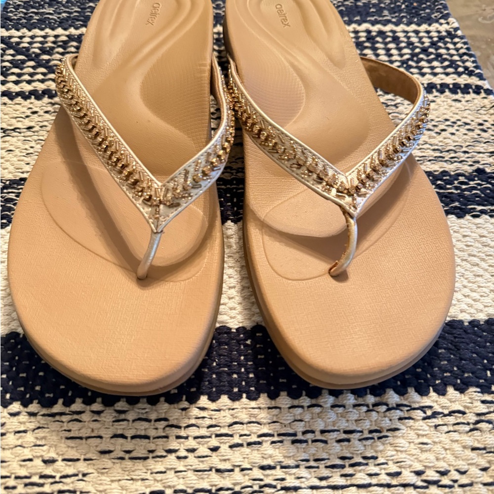 Aetrex Gold Chain Sandals Slip-On Style
